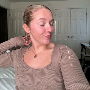 Meet your Posher, Angela